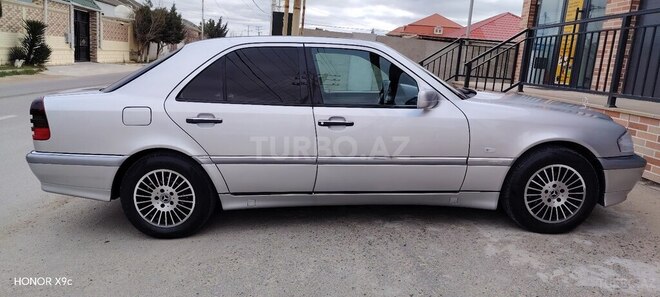 Mercedes C 180 2000, 305,000 km - 1.8 l - Bakı