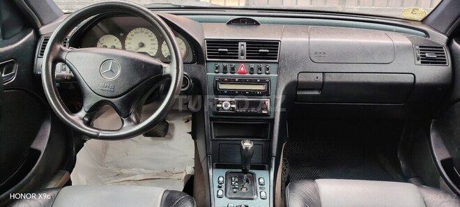 Mercedes C 180 2000, 305,000 km - 1.8 l - Bakı