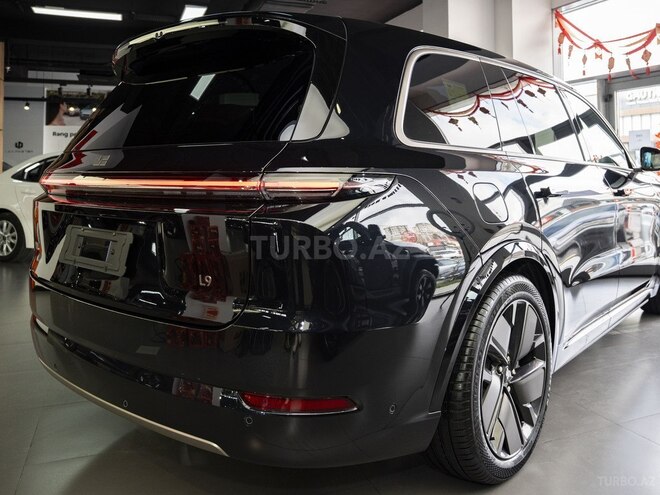 Li Auto L9-9