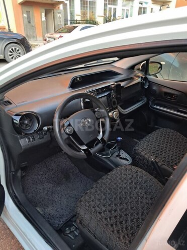 Toyota Aqua 2017, 231,222 km - 1.5 l - Bakı