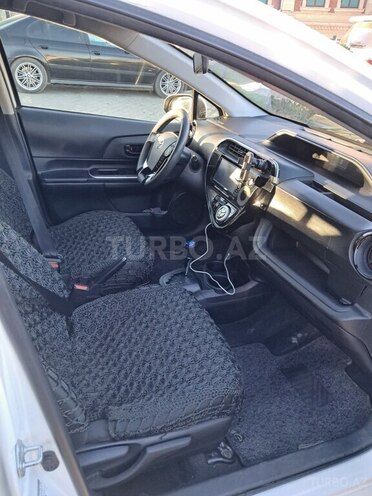 Toyota Aqua 2017, 231,222 km - 1.5 l - Bakı
