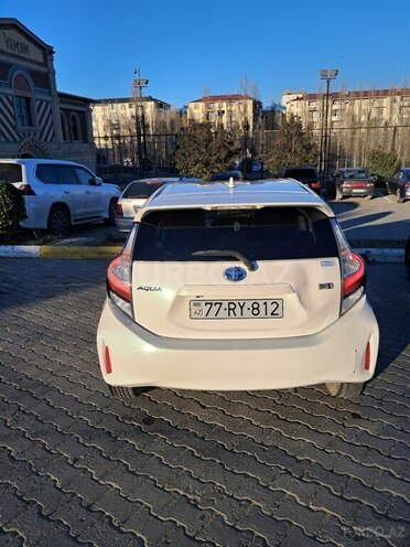 Toyota Aqua 2017, 231,222 km - 1.5 l - Bakı