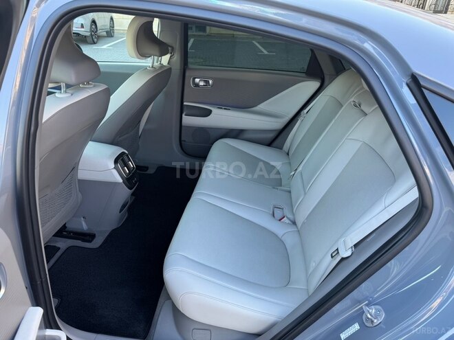 Hyundai IONIQ 6-17