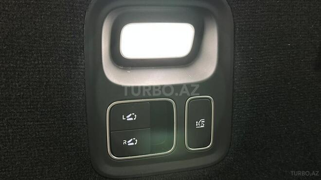 Li Auto L9-23