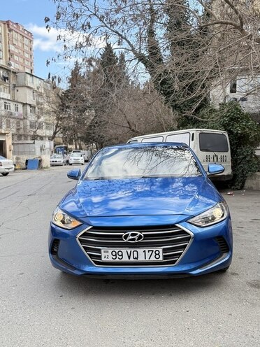 Hyundai Elantra 2018, 188,300 km - 2.0 l - Bakı
