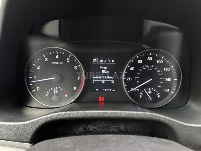 Hyundai Elantra 2018, 188,300 km - 2.0 l - Bakı