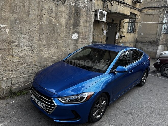 Hyundai Elantra 2018, 188,300 km - 2.0 l - Bakı