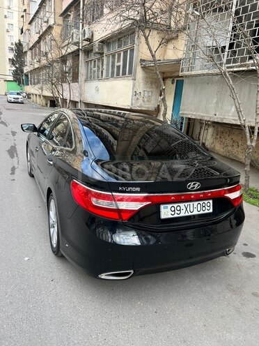 Hyundai Azera-9