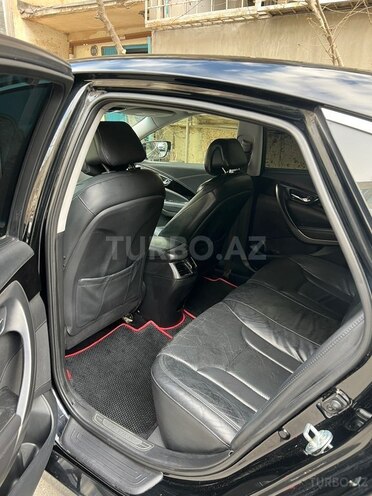 Hyundai Azera-13