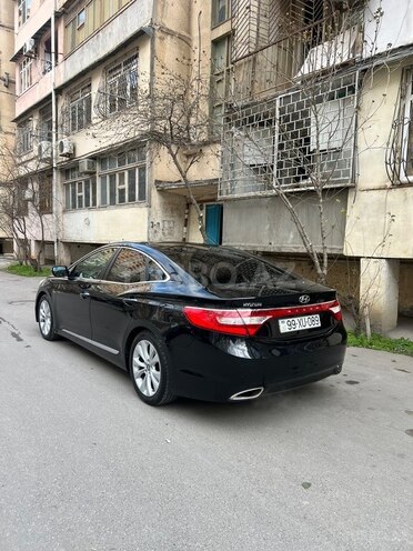 Hyundai Azera-6