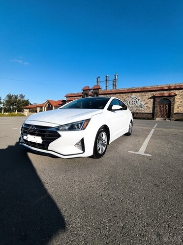 Hyundai Elantra 2019, 183,948 km - 2.0 l - Bakı