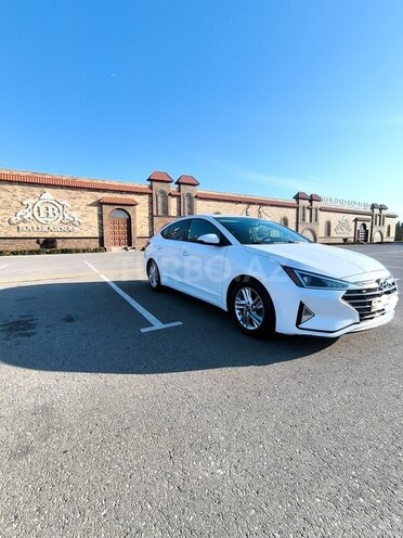 Hyundai Elantra 2019, 183,948 km - 2.0 l - Bakı