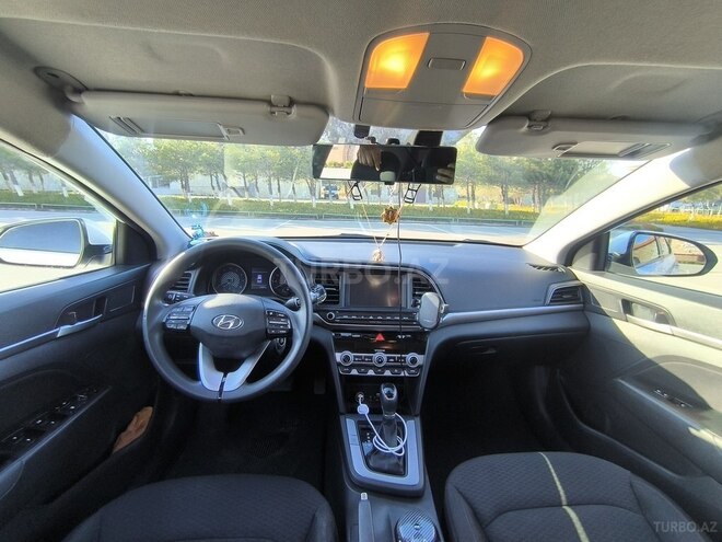 Hyundai Elantra 2019, 183,948 km - 2.0 l - Bakı