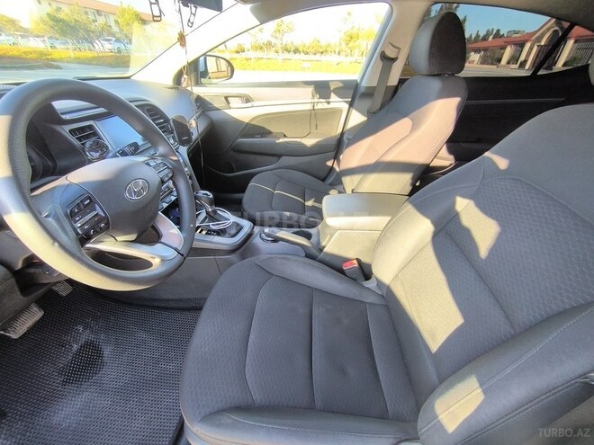Hyundai Elantra 2019, 183,948 km - 2.0 l - Bakı