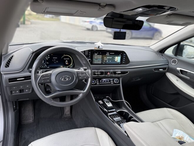 Hyundai Sonata-3