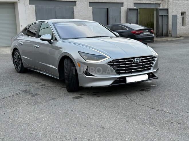 Hyundai Sonata-4