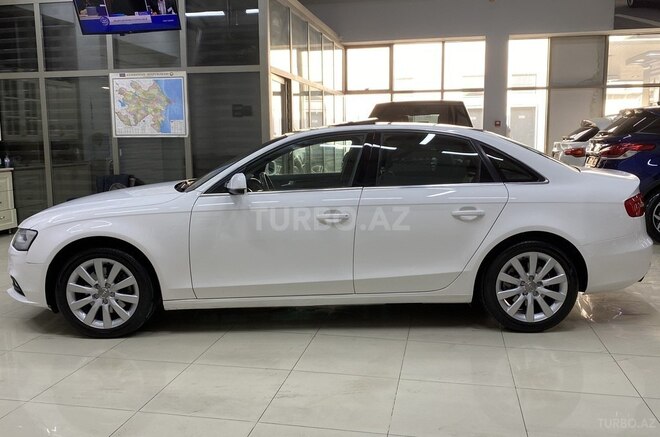 Audi A4-7