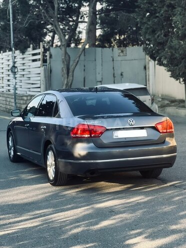 Volkswagen Passat (North America) 2015, 107,400 km - 1.8 l - Bakı