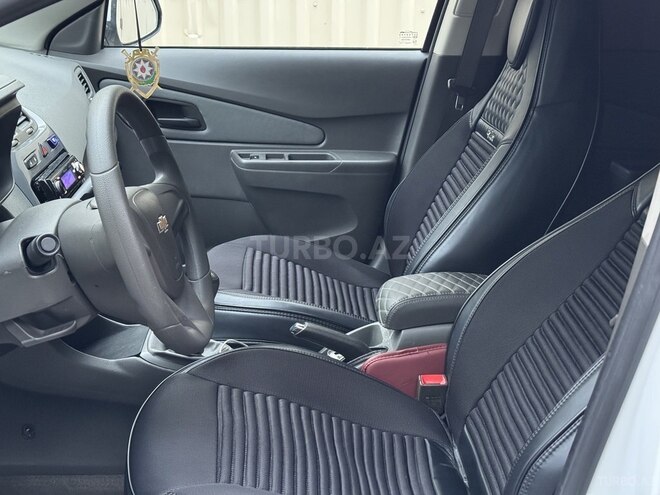 Chevrolet Cobalt-9