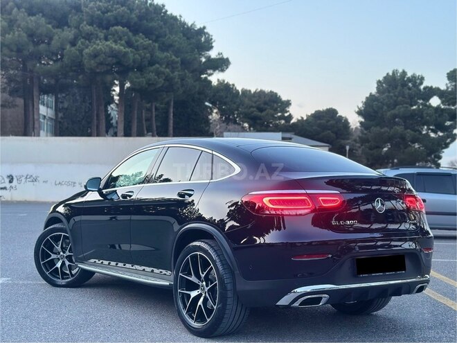 Mercedes GLC 300 4MATIC Coupe 2019, 90,500 km - 2.0 l - Bakı