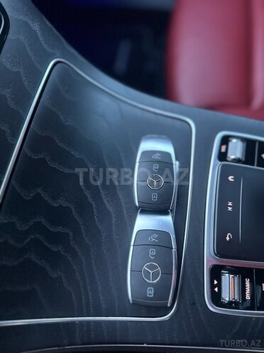 Mercedes GLC 300 4MATIC Coupe 2019, 90,500 km - 2.0 l - Bakı