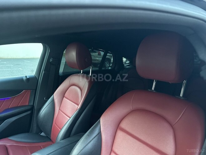 Mercedes GLC 300 4MATIC Coupe 2019, 90,500 km - 2.0 l - Bakı