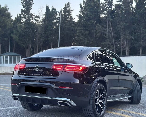 Mercedes GLC 300 4MATIC Coupe 2019, 90,500 km - 2.0 l - Bakı