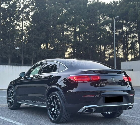 Mercedes GLC 300 4MATIC Coupe 2019, 90,500 km - 2.0 l - Bakı