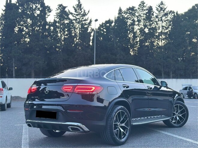 Mercedes GLC 300 4MATIC Coupe 2019, 90,500 km - 2.0 l - Bakı