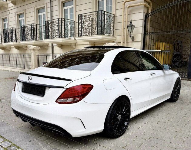 Mercedes C 300 2017, 194,000 km - 2.0 l - Bakı