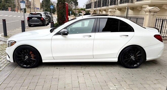 Mercedes C 300 2017, 194,000 km - 2.0 l - Bakı