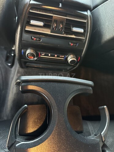 BMW 730-28