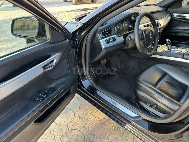 BMW 730-22