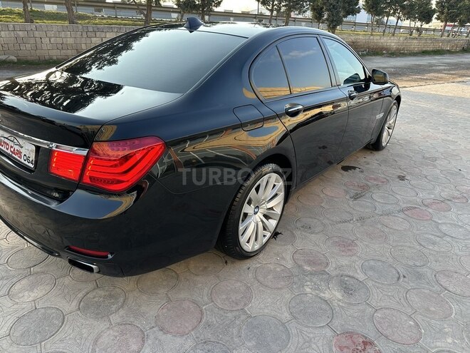 BMW 730-16