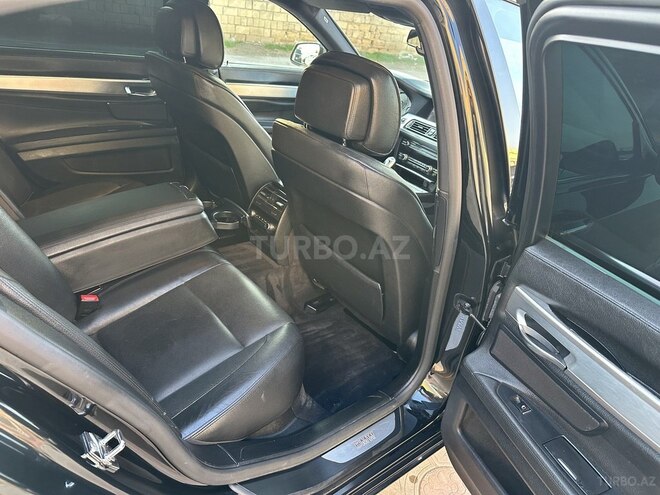 BMW 730-30