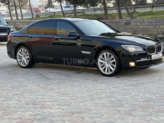 BMW 730-10