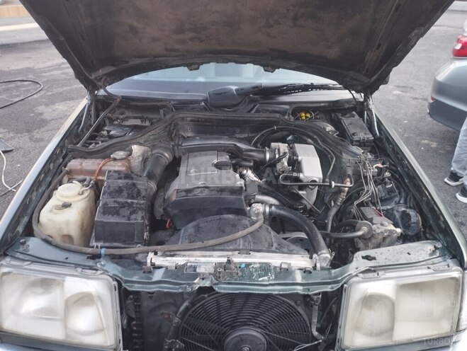 Mercedes 200 E 1994, 422,000 km - 2.0 l - Cəlilabad