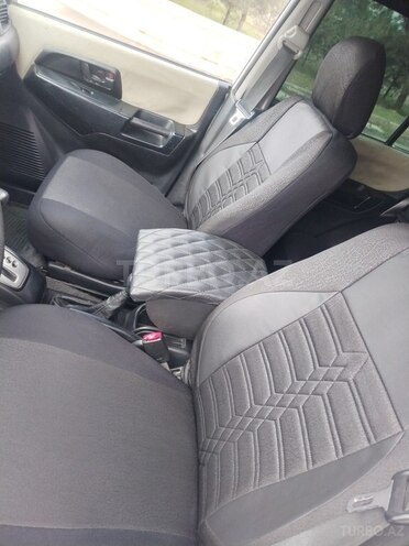 Mitsubishi Pajero io-9