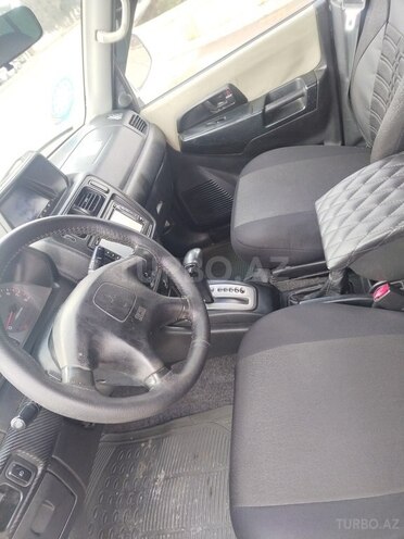 Mitsubishi Pajero io-10