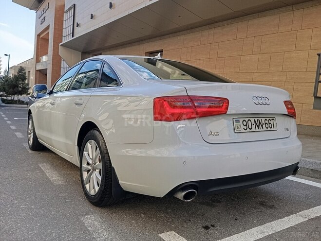 Audi A6 2015, 142,698 km - 2.0 l - Bakı