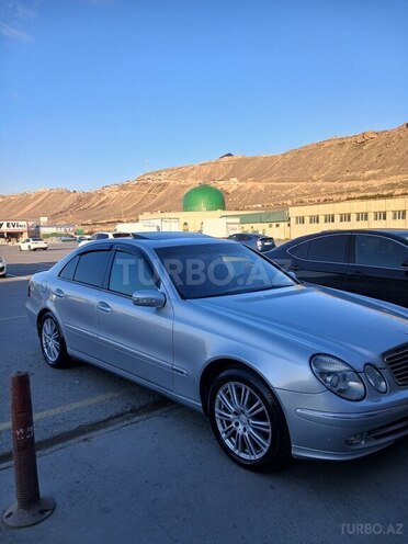 Mercedes E 220 2002, 516,000 km - 2.2 l - Sumqayıt