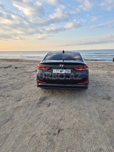 Hyundai Avante 2015, 223,000 km - 1.6 л - Bakı