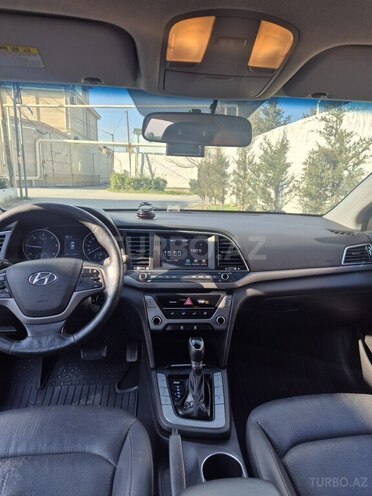 Hyundai Avante 2015, 223,000 km - 1.6 л - Bakı