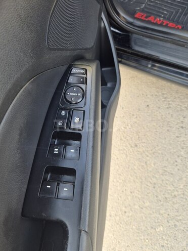 Hyundai Avante 2015, 223,000 km - 1.6 л - Bakı