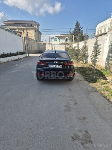 Hyundai Avante 2015, 223,000 km - 1.6 л - Bakı