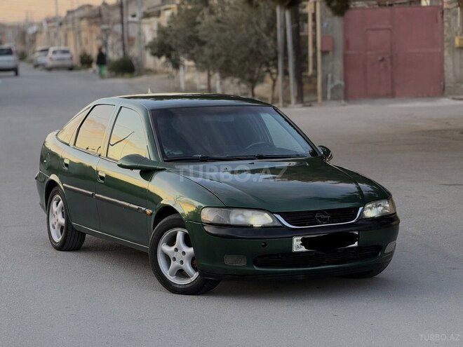 Opel Vectra 1997, 270,000 km - 1.8 l - Bakı