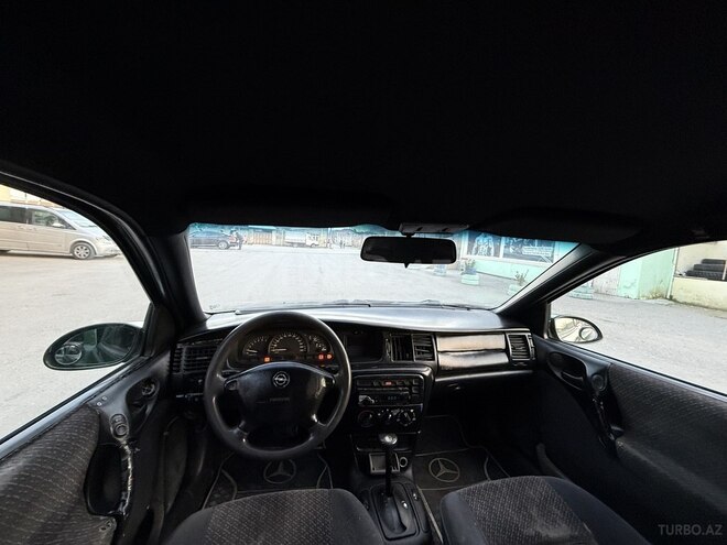 Opel Vectra 1997, 270,000 km - 1.8 l - Bakı