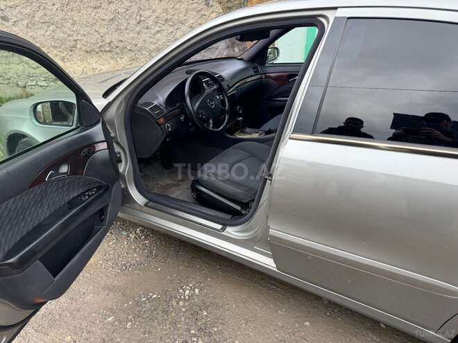 Mercedes E 220 2002, 525,000 km - 2.2 l - Bərdə