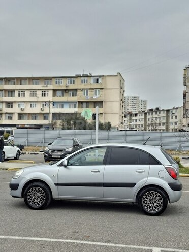 Kia Rio 2005, 250,000 km - 1.4 l - Bakı