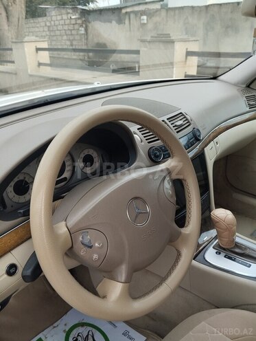 Mercedes E 200 2005, 385,154 km - 1.8 л - Biləsuvar